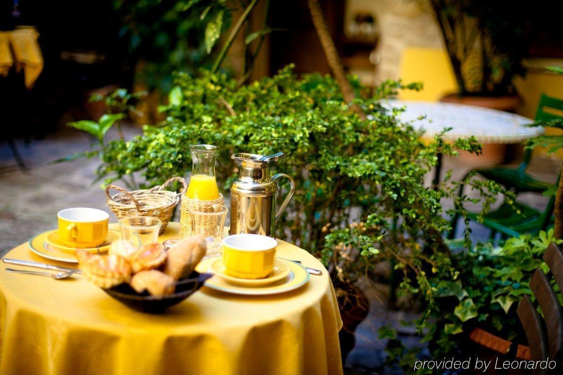 Hotel De La Tulipe Παρίσι Εξωτερικό φωτογραφία