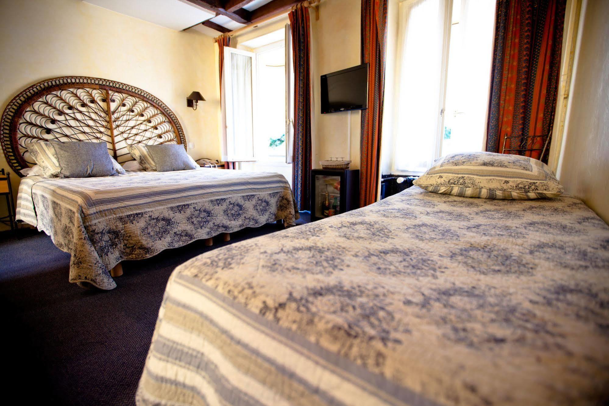 Hotel De La Tulipe Παρίσι Εξωτερικό φωτογραφία